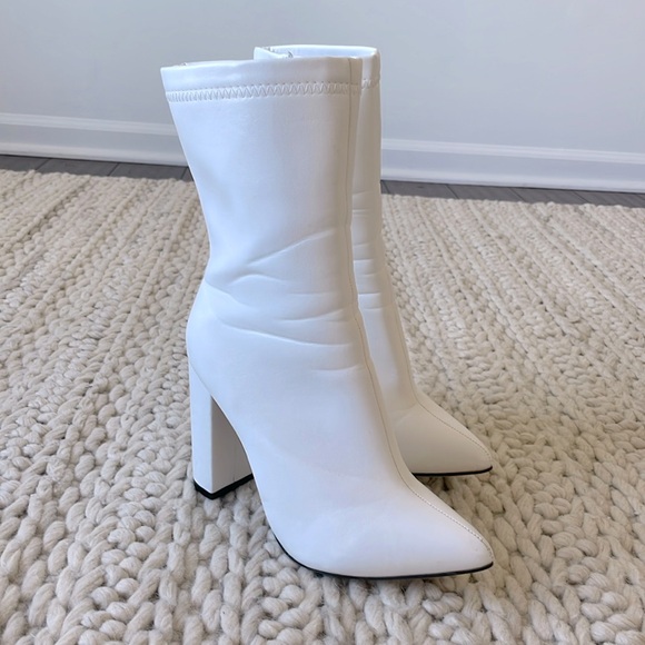 White Heeled Booties - Size: 38 / US 7.5 - Picture 1 of 9